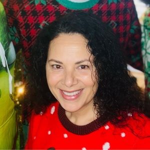 Meet your Posher, Amarilis